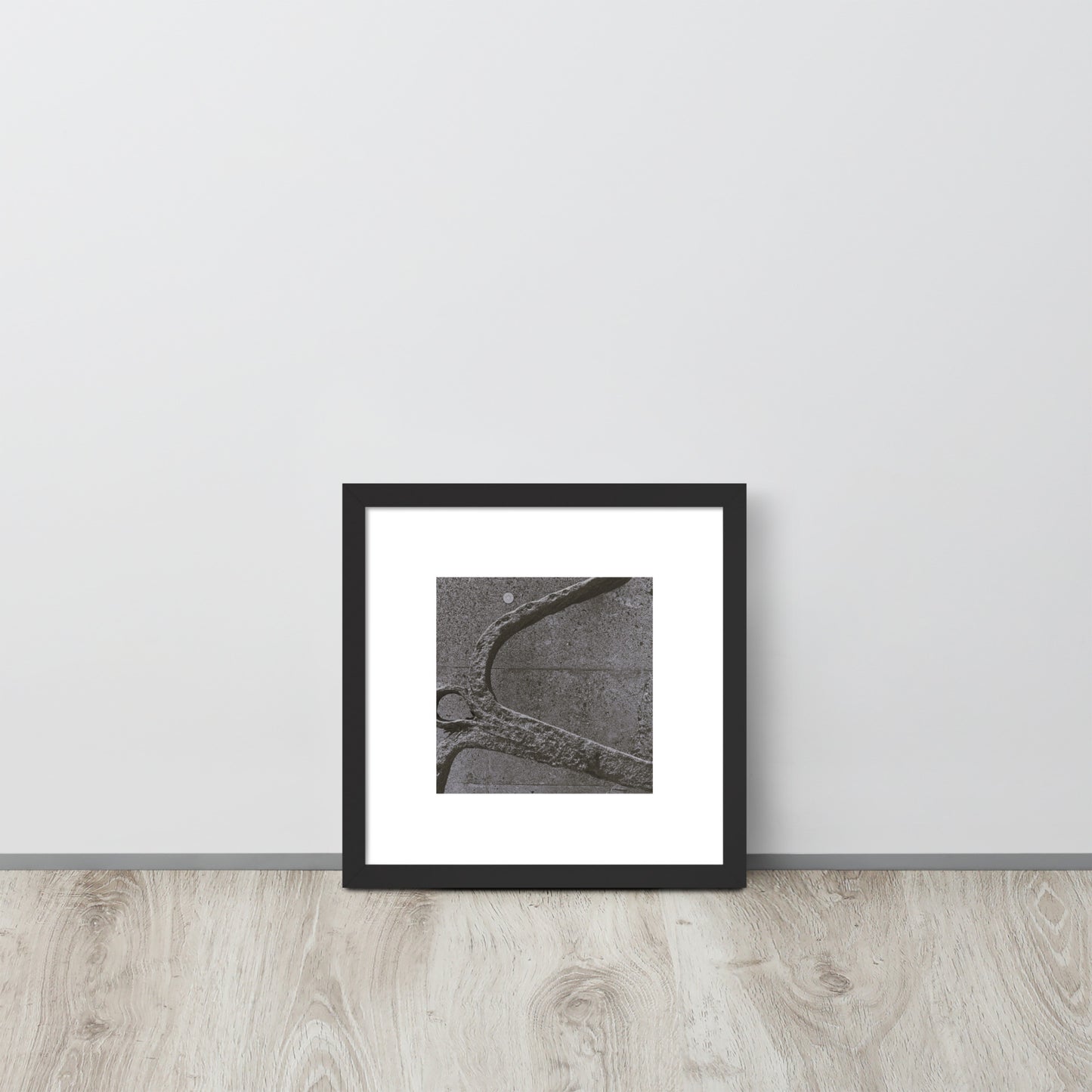 Minimalist art framed matte paper poster in black frame featuring the 'Anchor (B&W)' photo art. / フレーム付きマットペーパーポスター（ブラックフレーム）：「アンカー（錨・モノクロ）」のフォトアートを配したミニマリストデザイン。