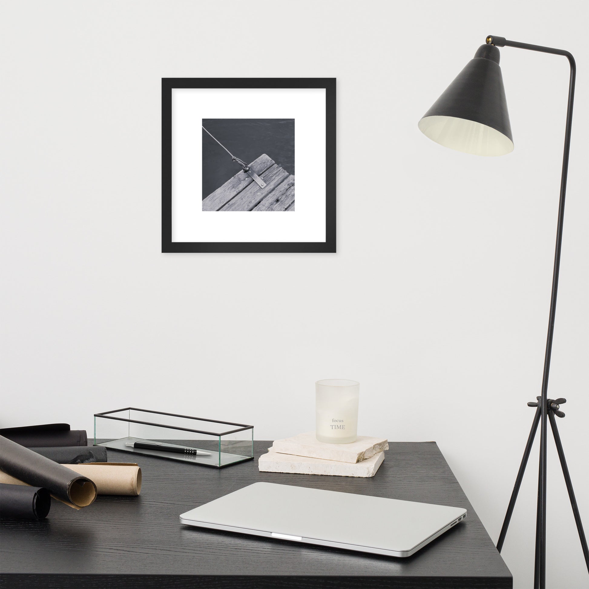 Minimalist art framed matte paper poster in black frame featuring the 'Ocean Pier (B&W)' photo art. / フレーム付きマットペーパーポスター（ブラックフレーム）：「海の桟橋 (モノクロ)」のフォトアートを配したミニマリストデザイン。