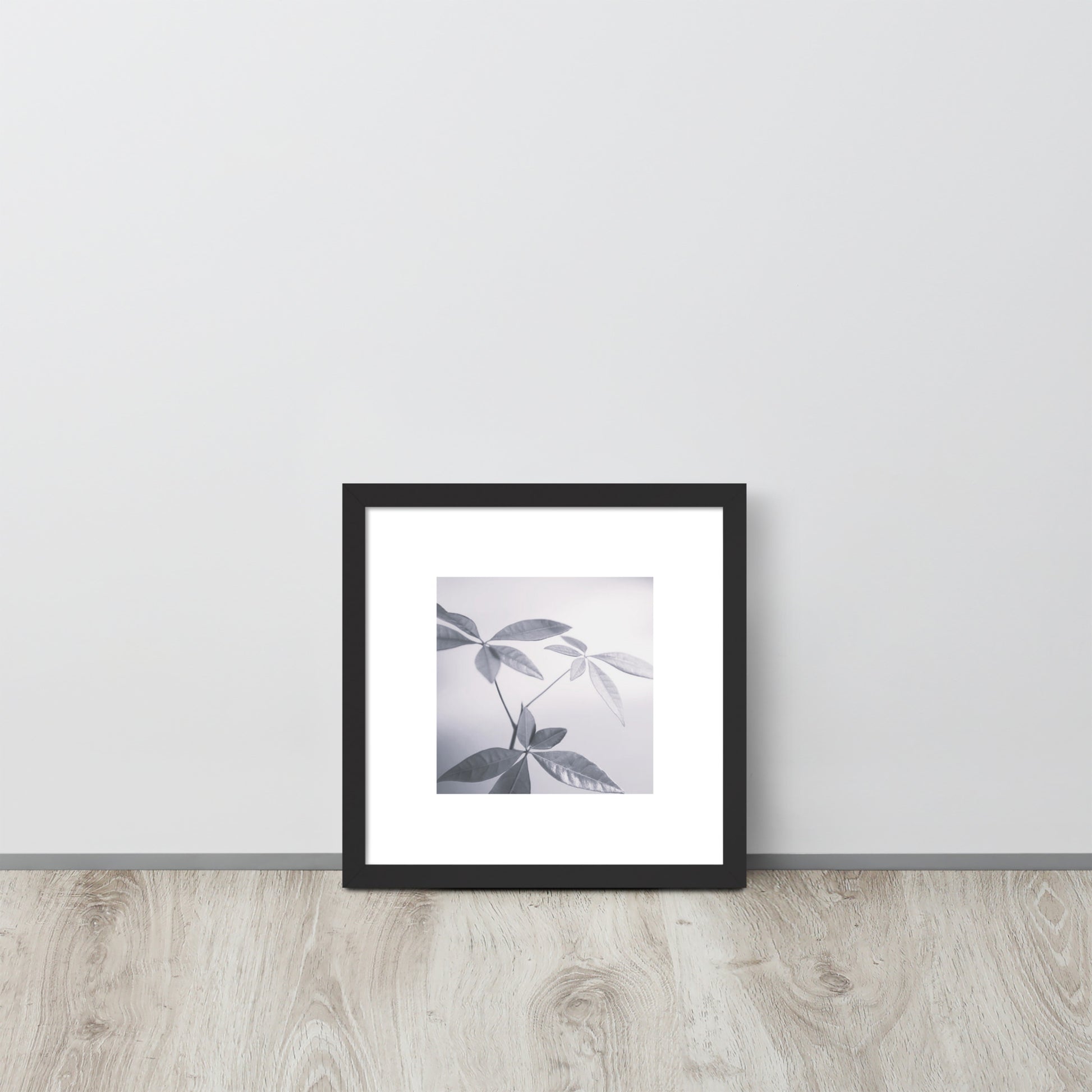 Minimalist art framed matte paper poster in black frame featuring the 'Botanical (B&W)' photo art. / フレーム付きマットペーパーポスター（ブラックフレーム）：「ボタニカル (モノクロ)」のフォトアートを配したミニマリストデザイン。