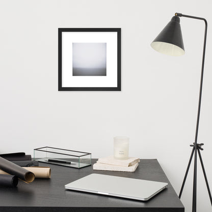 Minimalist art framed matte paper poster in black frame featuring the 'Ocean Horizon (B&W)' photo art. / フレーム付きマットペーパーポスター（ブラックフレーム）：「オーシャンホライズン (モノクロ)」のフォトアートを配したミニマリストデザイン。