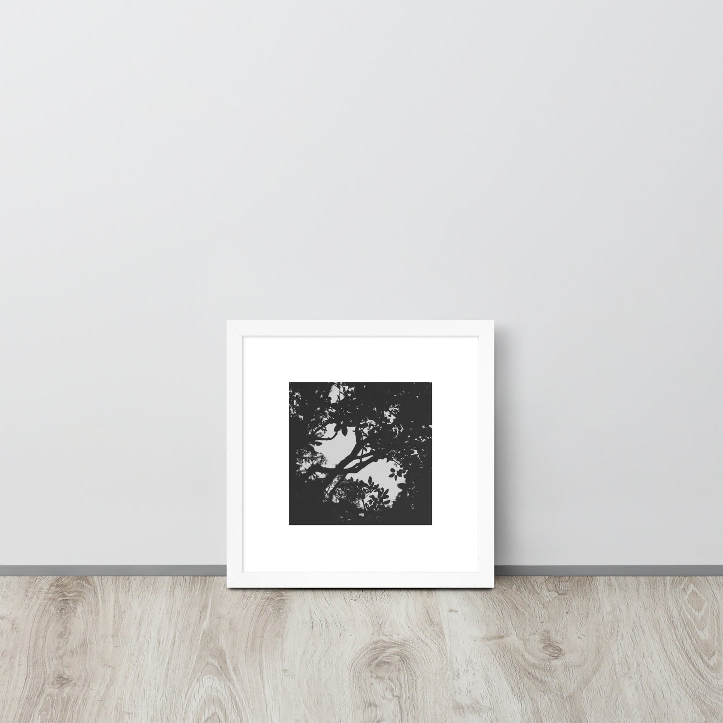 Minimalist mode style product photography capturing the details of the 'Forest' black and white photo print / モードストリート系プロダクトフォト、「Forest（森）」のモノクロ写真プリントのディテール（製品イメージ）