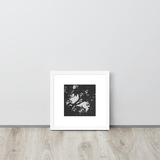 Minimalist mode style product photography capturing the details of the 'Forest' black and white photo print / モードストリート系プロダクトフォト、「Forest（森）」のモノクロ写真プリントのディテール（製品イメージ）