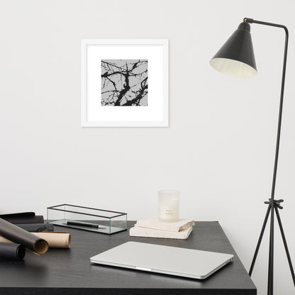 Minimalist mode style framed matte paper poster with a 'Bare Tree' black and white photo print and white frame / モードストリート系フレーム付きマット紙ポスター、「Bare Tree（枯れ木）」のモノクロ写真プリント（ホワイトフレーム）