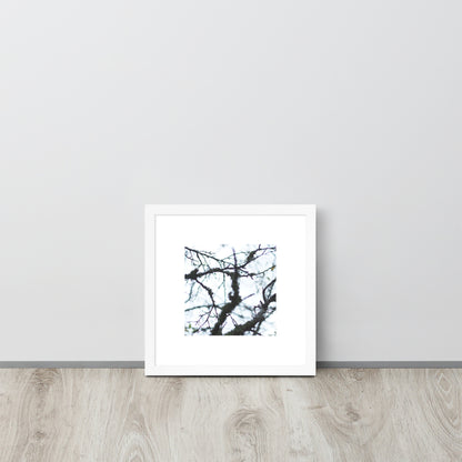Minimalist mode style framed matte paper poster with a 'Bare Tree' art print and white frame / モードストリート系フレーム付きマット紙ポスター、「Bare Tree（枯れ木）」のアートプリント（ホワイトフレーム）