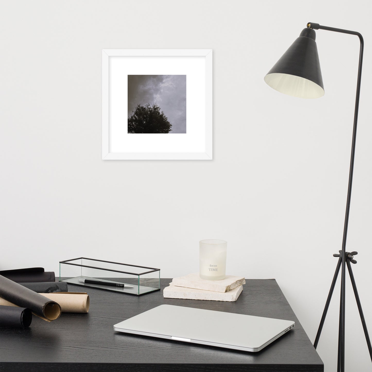 Minimalist mode style framed matte paper poster with a 'Clouds & Tree' black and white photo print and white frame / モードストリート系フレーム付きマット紙ポスター、「Clouds & Tree（雲と木）」のモノクロ写真プリント（ホワイトフレーム）