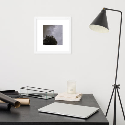 Minimalist mode style framed matte paper poster with a 'Clouds & Tree' black and white photo print and white frame / モードストリート系フレーム付きマット紙ポスター、「Clouds & Tree（雲と木）」のモノクロ写真プリント（ホワイトフレーム）