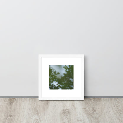 Minimalist streetwear style framed wall art in matte white, featuring a 'Tree Branches' botanical photograph. / Tree Branches 額装ポスター（ホワイトフレーム）：クリーンな白枠がモダンな空間を演出する、モードストリート系ミニマリスト・インテリアアート。