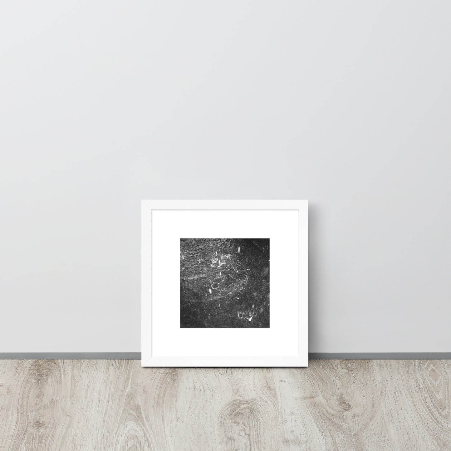 Minimalist streetwear style framed matte paper poster in white frame featuring the 'Rain (B&W)' photo art. / モードストリート系フレーム付きマットペーパーポスター（ホワイトフレーム）：「雨（モノクロ）」のフォトアートを配したデザイン。