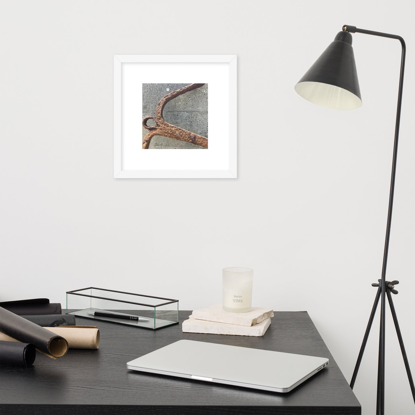 Minimalist streetwear style framed matte paper poster in white frame featuring the 'Anchor' photo art. / モードストリート系フレーム付きマットペーパーポスター（ホワイトフレーム）：「アンカー（錨）」のフォトアートを配したデザイン。