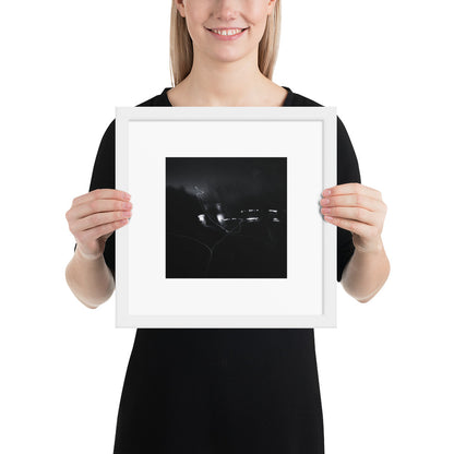 Minimalist streetwear style framed wall art in matte white, featuring a 'Night Light (B&W)' photograph. / Night Light (B&W) 額装ポスター（ホワイトフレーム）：クリーンな白枠がモダンな空間を演出する、夜の光のモノクロ風景を捉えたモードストリート系インテリアアート。