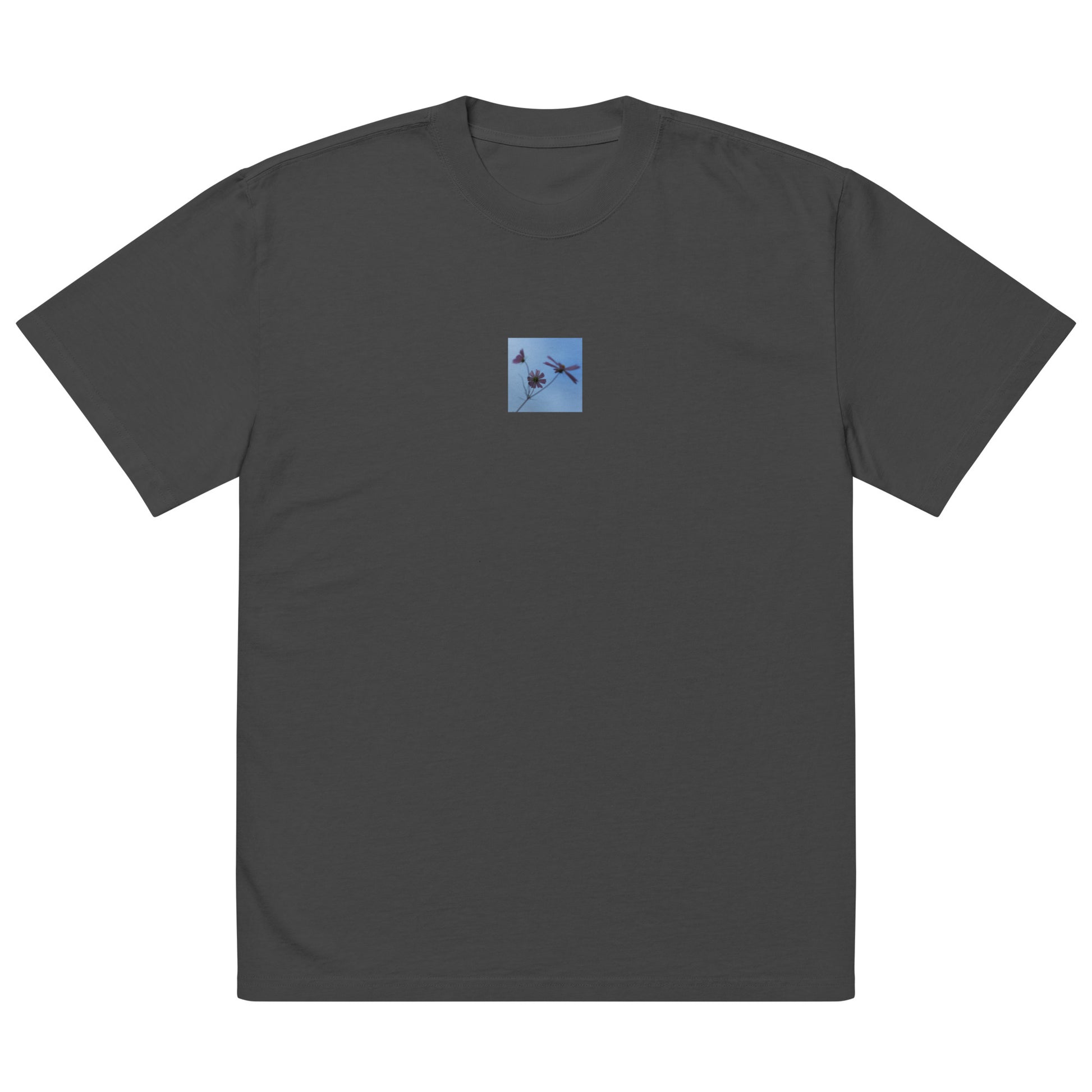 Three Cosmos Flowers Botanical Art – Oversized Faded T-Shirt, Faded Black, Front View
