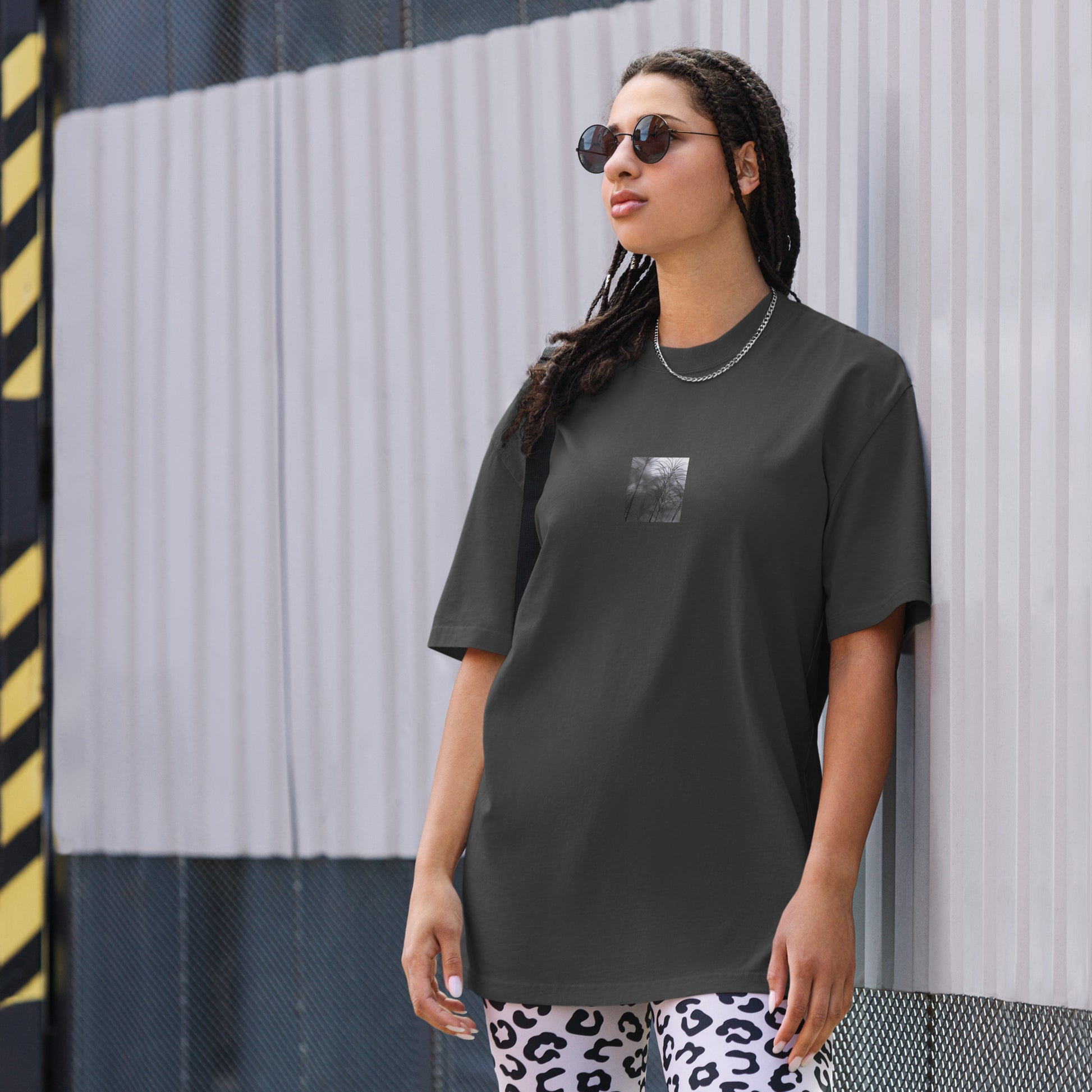 Silver Grass Cluster Botanical B&W Art – Oversized Faded T-Shirt, Faded Black, Front View