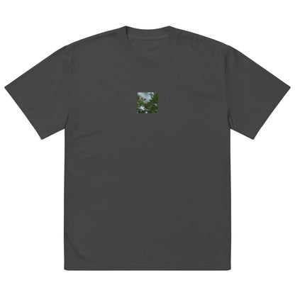 Minimalist streetwear style unisex oversized faded T-shirt in washed black, featuring a 'Tree Branches' botanical print on the chest. / Tree Branches オーバーサイズ・フェードTシャツ（フェードブラック）：フロントにボタニカルな枝をプリントした、ヴィンテージ感あふれるモードストリート系Tシャツ。