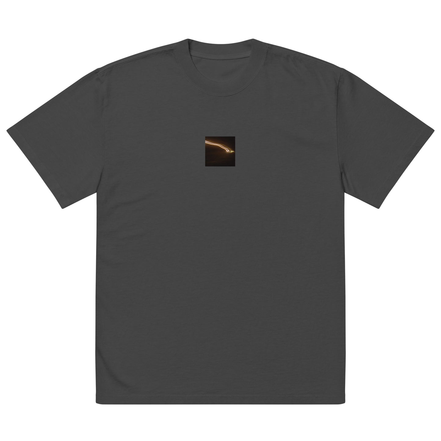 Minimalist streetwear style unisex oversized faded T-shirt in washed black, featuring a 'Night Car Lights' photograph print. / Night Car Lights オーバーサイズ・フェードTシャツ（フェードブラック）：ヴィンテージ感あるウォッシュ加工。都会の夜景写真が映えるモードストリート系Tシャツ。