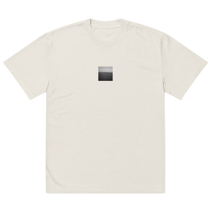 【Faded Bone】
Minimalist mode style oversized faded bone-colored t-shirt with a 'Beach and People' black and white photo print on the front / モードストリート系オーバーサイズフェードTシャツ（フェードボーン）、フロントに「ビーチと人々」のモノクロ写真プリント（オーバーサイズT）