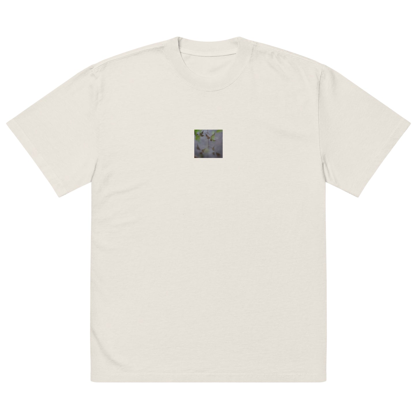 Minimalist mode style unisex faded bone oversized faded t-shirt with a 'Water Surface & Leaves' art print / モードストリート系ユニセックス・フェイデッドボーン・オーバーサイズ・フェイデッドTシャツ、フロントに「水面と葉」のアートプリント（Tシャツ）