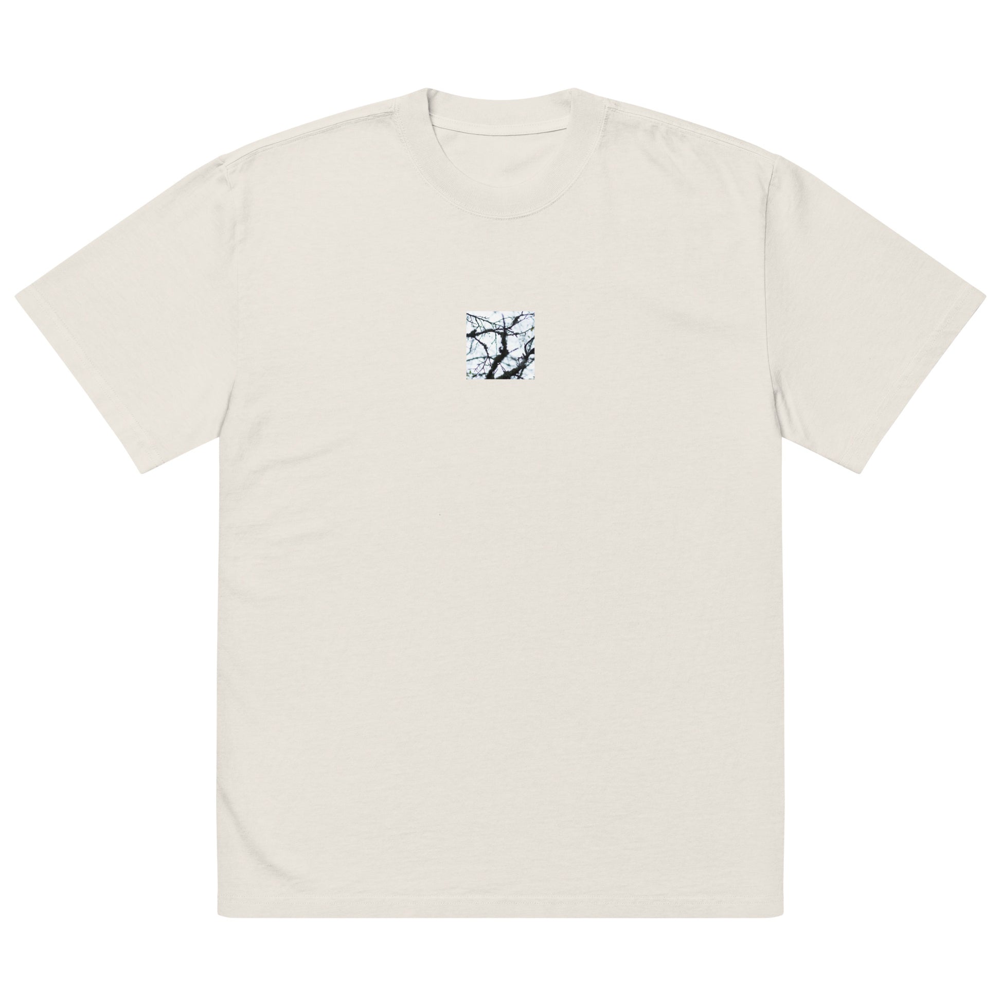 Minimalist mode style unisex faded bone oversized faded t-shirt with a 'Bare Tree' art print / モードストリート系ユニセックス・フェイデッドボーン・オーバーサイズ・フェイデッドTシャツ、フロントに「Bare Tree（枯れ木）」のアートプリント（Tシャツ）