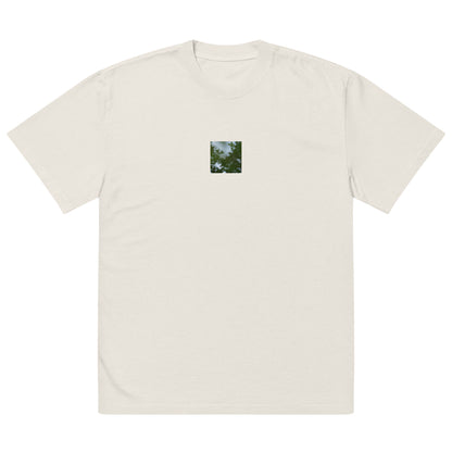 Minimalist streetwear style unisex oversized faded T-shirt in washed bone, featuring a 'Tree Branches' botanical print on the chest. / Tree Branches オーバーサイズ・フェードTシャツ（フェードボーン）：クリーンで洗練されたウォッシュ加工済みの、モダンなモードストリート系Tシャツ。