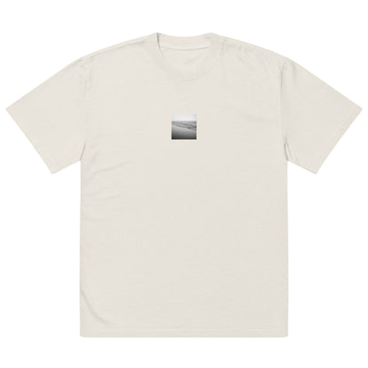Minimalist streetwear style unisex oversized faded t-shirt in faded bone with 'Ocean Beach (B&W)' photo art print. / フロントに「オーシャン・ビーチ（モノクロ）」のフォトアートプリントを配した、モードストリート系オーバーサイズTシャツ（フェイデッド・ボーン）。