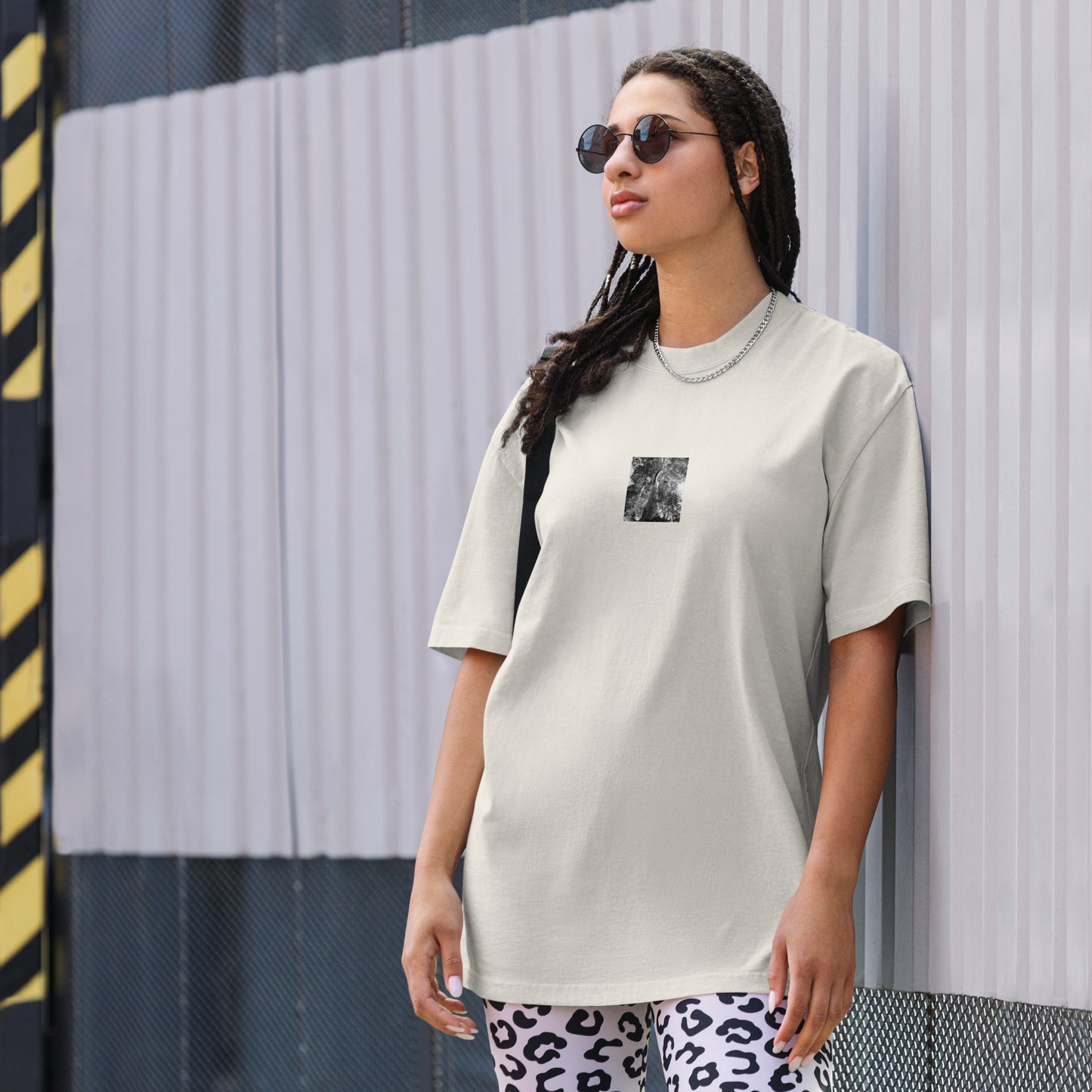 Minimalist streetwear style oversized faded T-shirt in bone featuring the 'Eucalyptus Tree (B&W)' photo art on the front. / モードストリート系オーバーサイズ・フェードTシャツ（ボーン）フロントに「ユーカリの木（モノクロ）」のフォトアートを配したデザイン。
