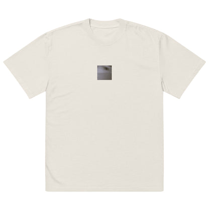 Minimalist streetwear style oversized faded T-shirt in bone featuring the 'Cat (B&W)' photo art on the front. / モードストリート系オーバーサイズ・フェードTシャツ（ボーン）フロントに「猫（モノクロ）」のフォトアートを配したデザイン。