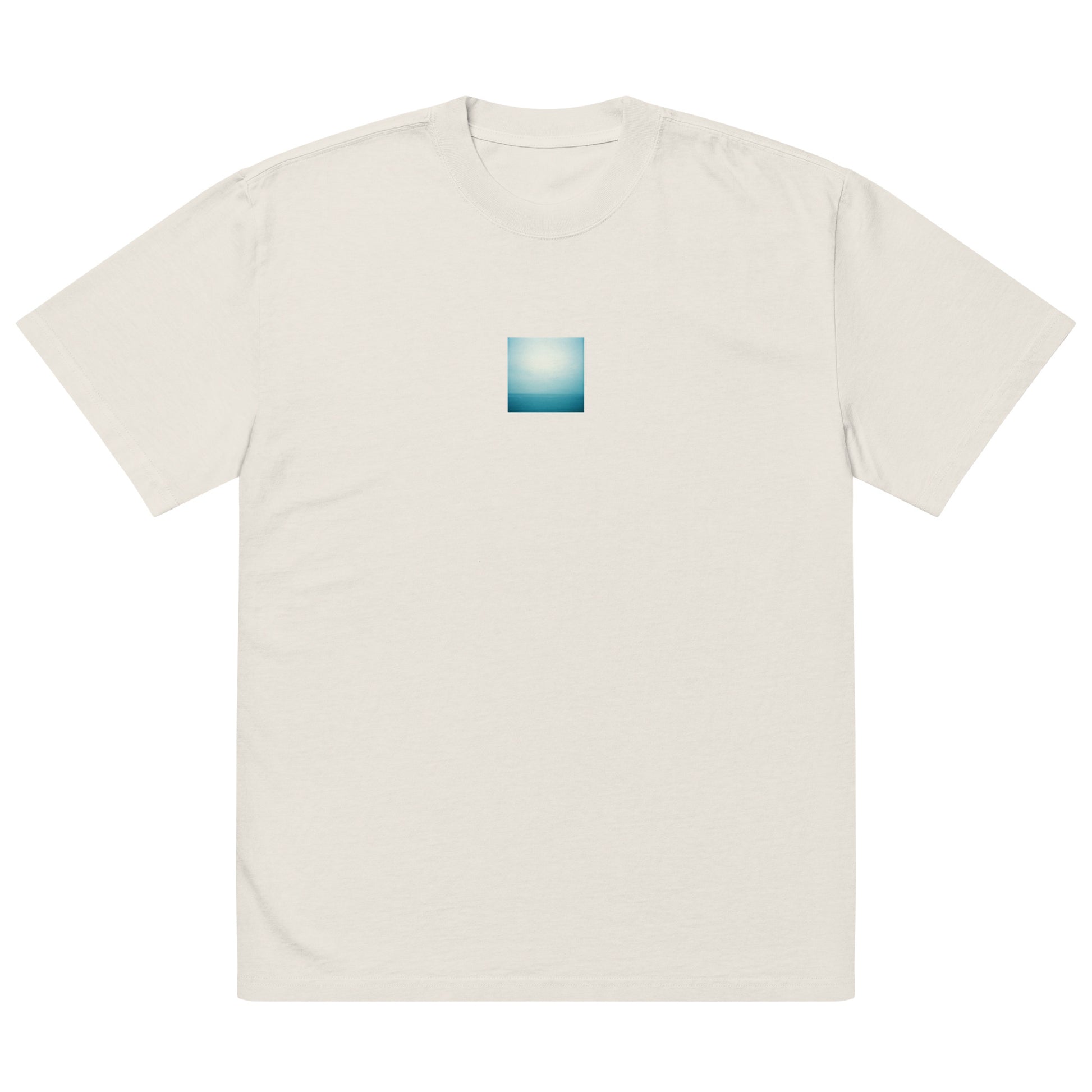 Minimalist streetwear style oversized faded T-shirt in bone featuring the 'Ocean Horizon' photo art on the front. / モードストリート系オーバーサイズ・フェードTシャツ（ボーン）フロントに「海の水平線」のフォトアートを配したデザイン。