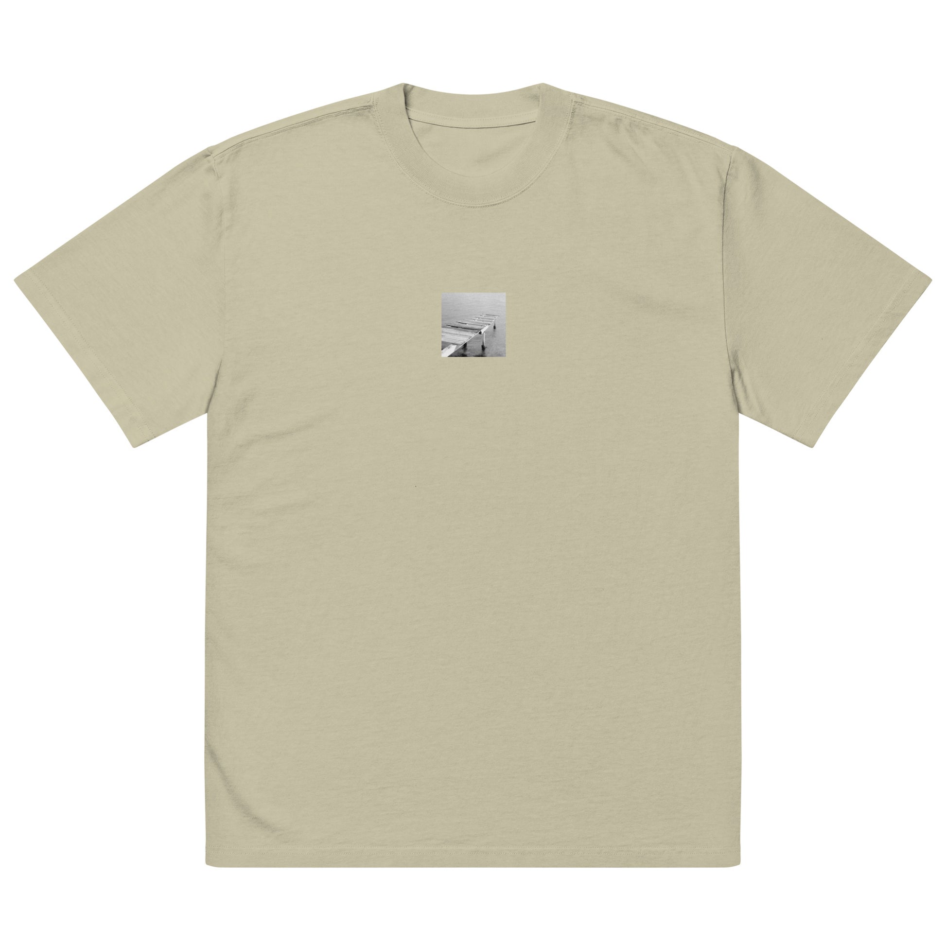 【Faded Eucalyptus】
Minimalist mode street style oversized faded eucalyptus T-shirt with a 'Sea and Pier' black and white photo print on the front / モードストリート系オーバーサイズ長袖Tシャツ（フェードユーカリ）、フロントに「桟橋と海」のモノクロ写真プリント