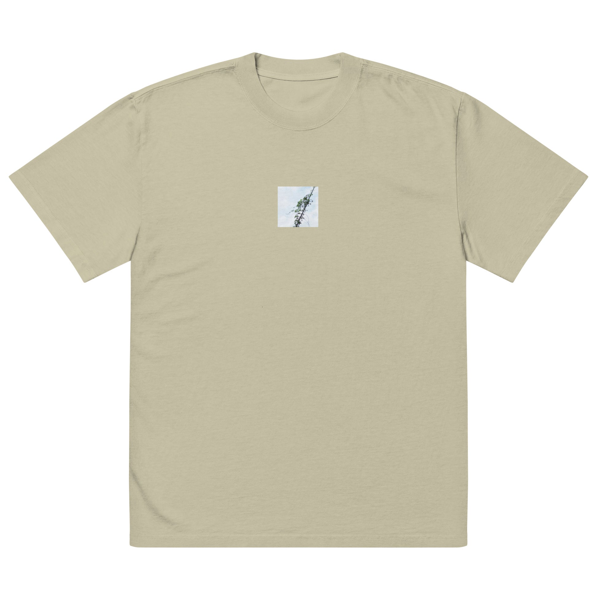 Minimalist mode style unisex premium faded eucalyptus oversized faded t-shirt with a 'Vines Entangled on a Utility Pole' photo print / モードストリート系ユニセックス・プレミアム・オーバーサイズ・フェイデッドTシャツ（フェイデッドユーカリ）、フロントに「電柱に絡まるツル」の写真プリント（Tシャツ）