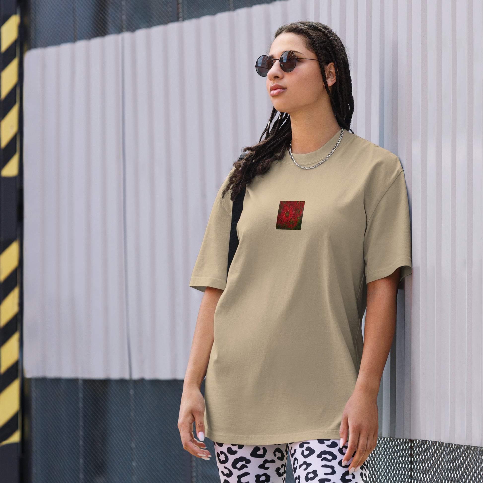 Red Spider Lily Botanical Art – Oversized Faded T-Shirt, Faded Khaki, Front View