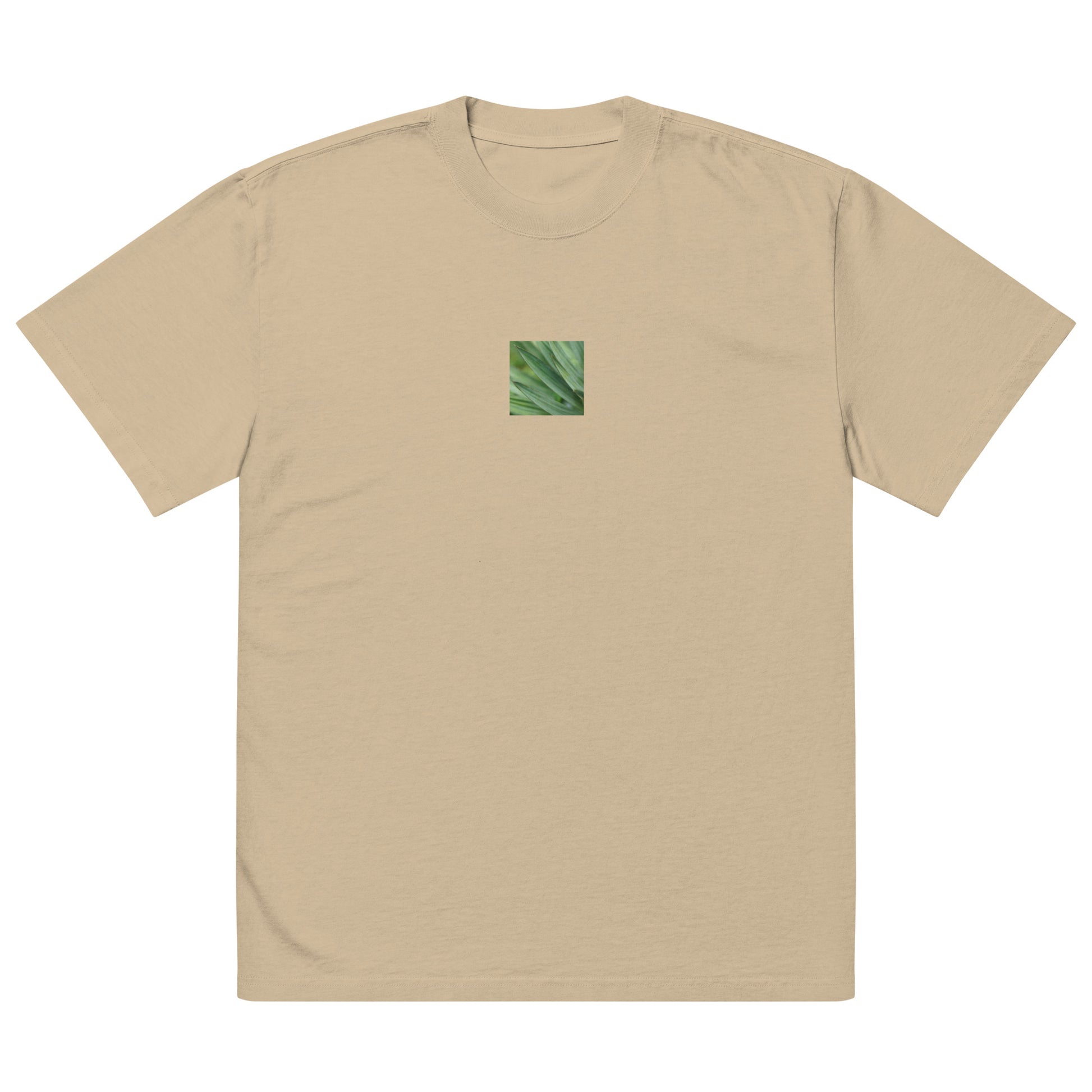 Minimalist streetwear style unisex oversized faded T-shirt in washed khaki, featuring a vibrant Yucca plant color photograph on the chest. An earthy, modern look with a relaxed, premium silhouette. / モードストリート系ユニセックス・フェードカーキ・オーバーサイズTシャツ。フロントにユッカ植物のカラー写真プリント。落ち着いた色味とウォッシュ加工が魅力のミニマリスト・ストリートウェア。