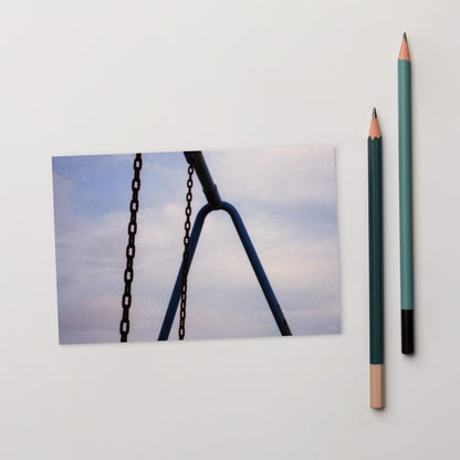 【Postcard】
Minimalist mode street style postcard featuring a playground swing photo print / モードストリート系デザインのポストカード、公園のブランコの写真プリント