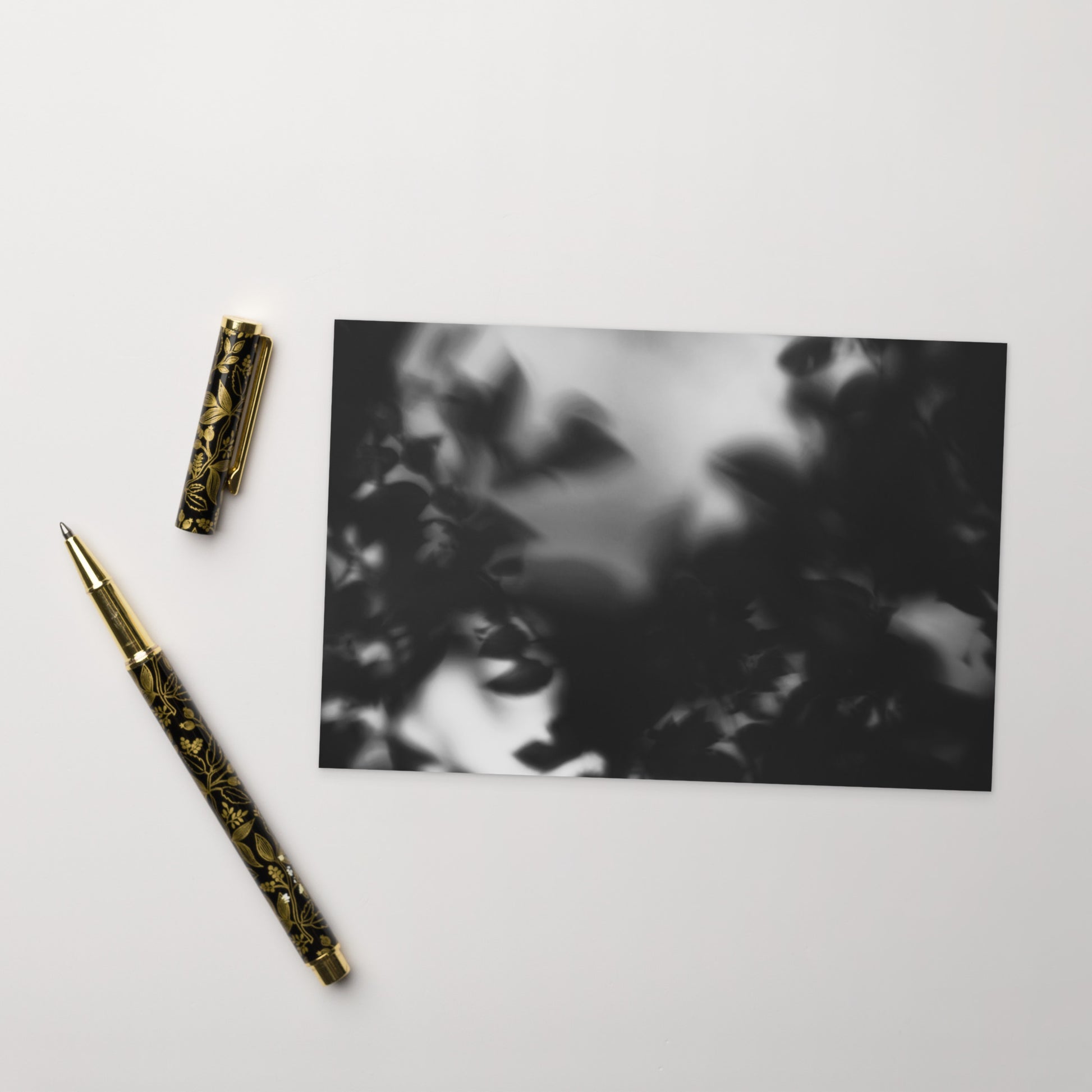Minimalist streetwear style postcard featuring a 'Tree Branches' black and white photograph. Printed on thick, durable matte cardstock. / Tree Branches（木の枝）B&W ポストカード：モノクロの枝が際立つ、モードストリート系デザインのミニマリスト・ポストカード。厚手のマット紙を使用。