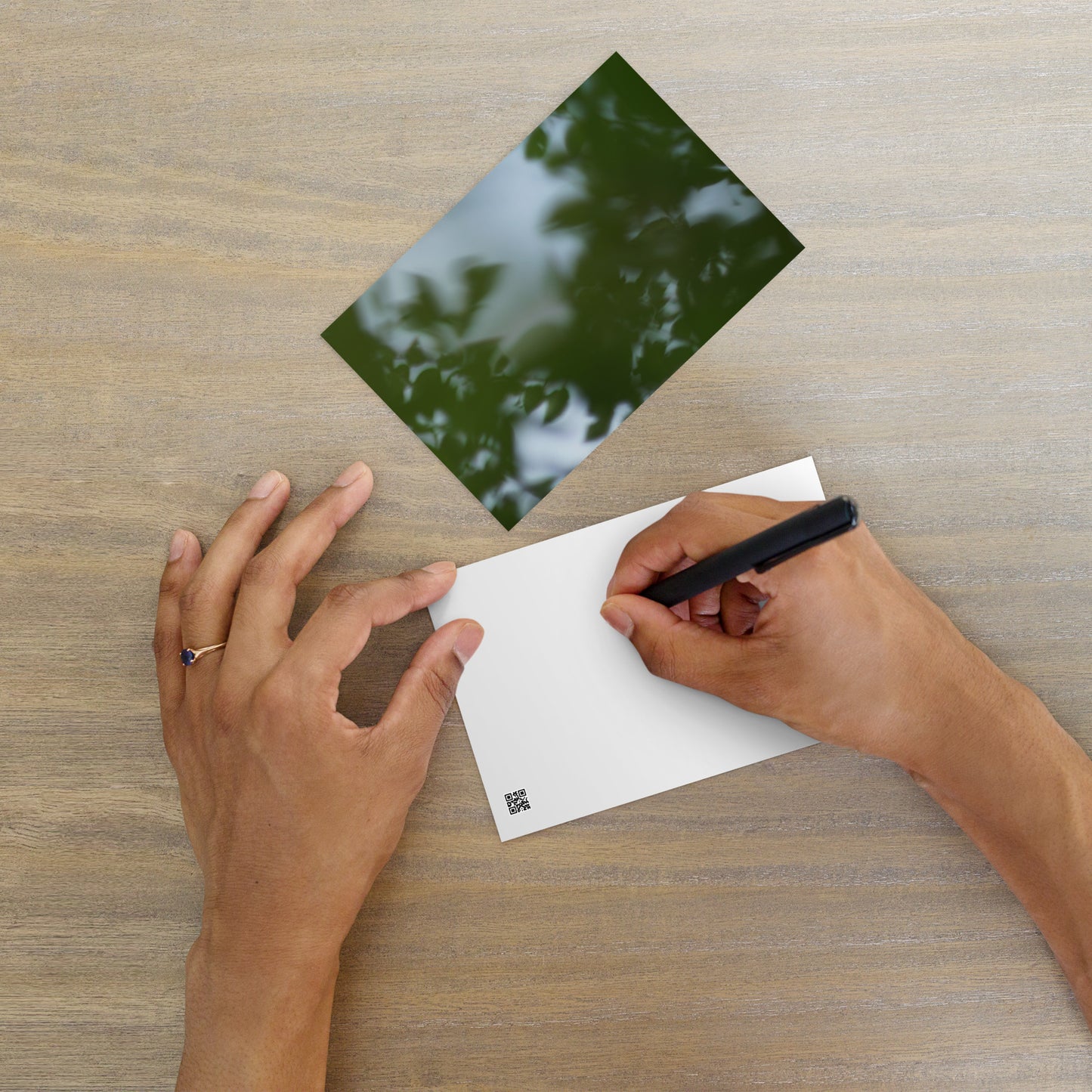 Minimalist streetwear style postcard featuring a 'Tree Branches' botanical photograph. Printed on thick, durable matte cardstock. / Tree Branches ポストカード：モノクロームの枝が際立つ、モードストリート系デザインのミニマリスト・ポストカード。厚手のマット紙を使用。