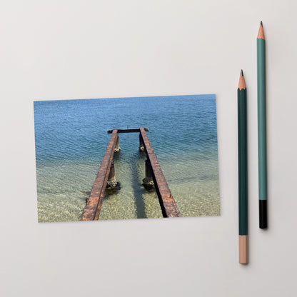 Minimalist art postcard featuring the 'Sea and Pier' photo art. / ポストカード：「海と桟橋」のフォトアートを配したミニマリストデザイン。