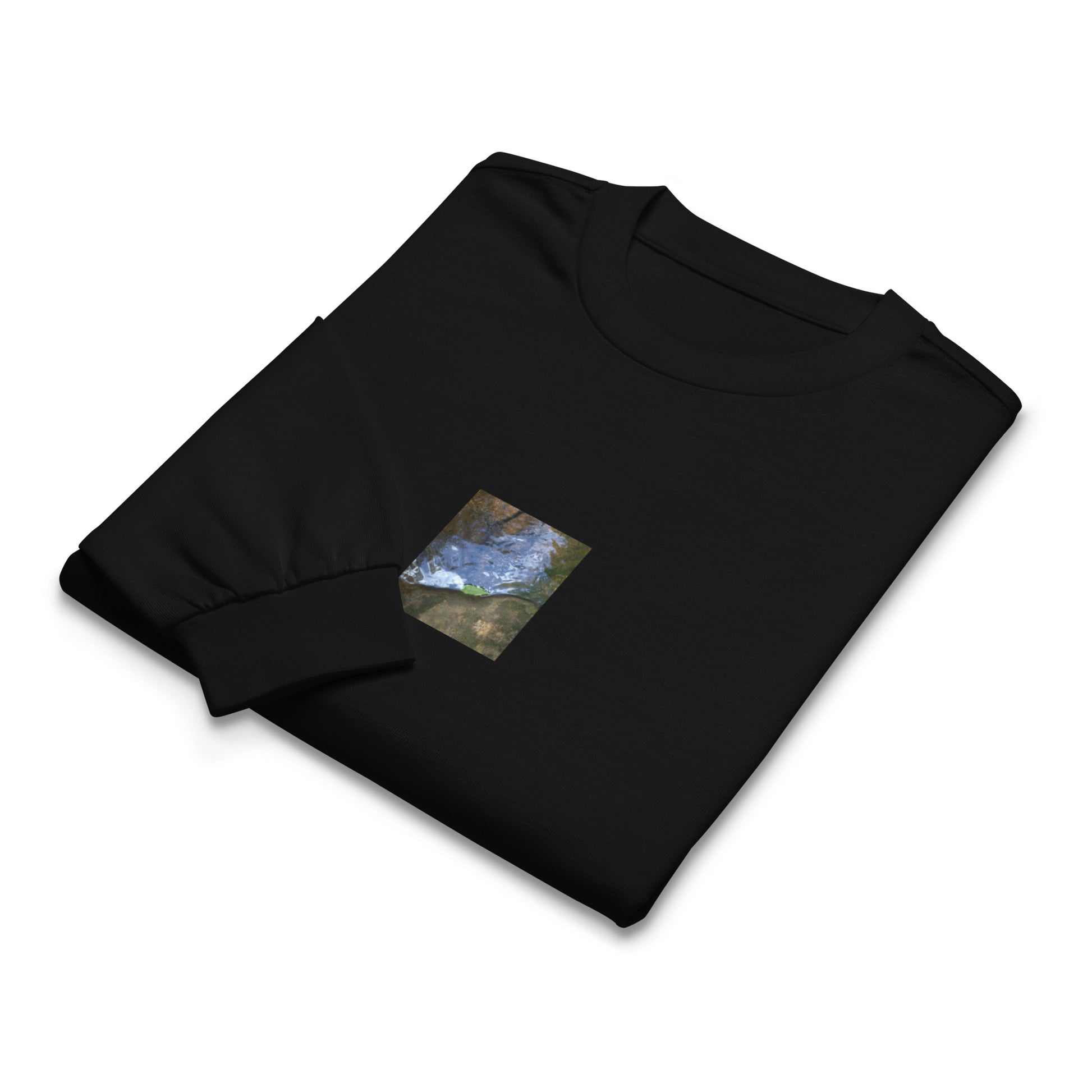 Drifted Leaf - Premium Heavyweight Long Sleeve Shirt Black