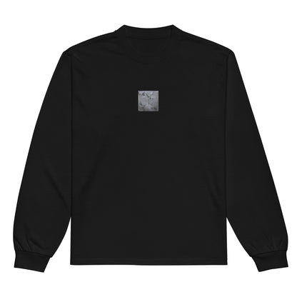 Minimalist mode style unisex premium heavyweight black long sleeve shirt with a 'Water Surface & Leaves' black and white photo print / モードストリート系ユニセックス・プレミアムヘビーウェイト長袖Tシャツ（ブラック）、フロントに「水面と葉」のモノクロ写真プリント（長袖Tシャツ）