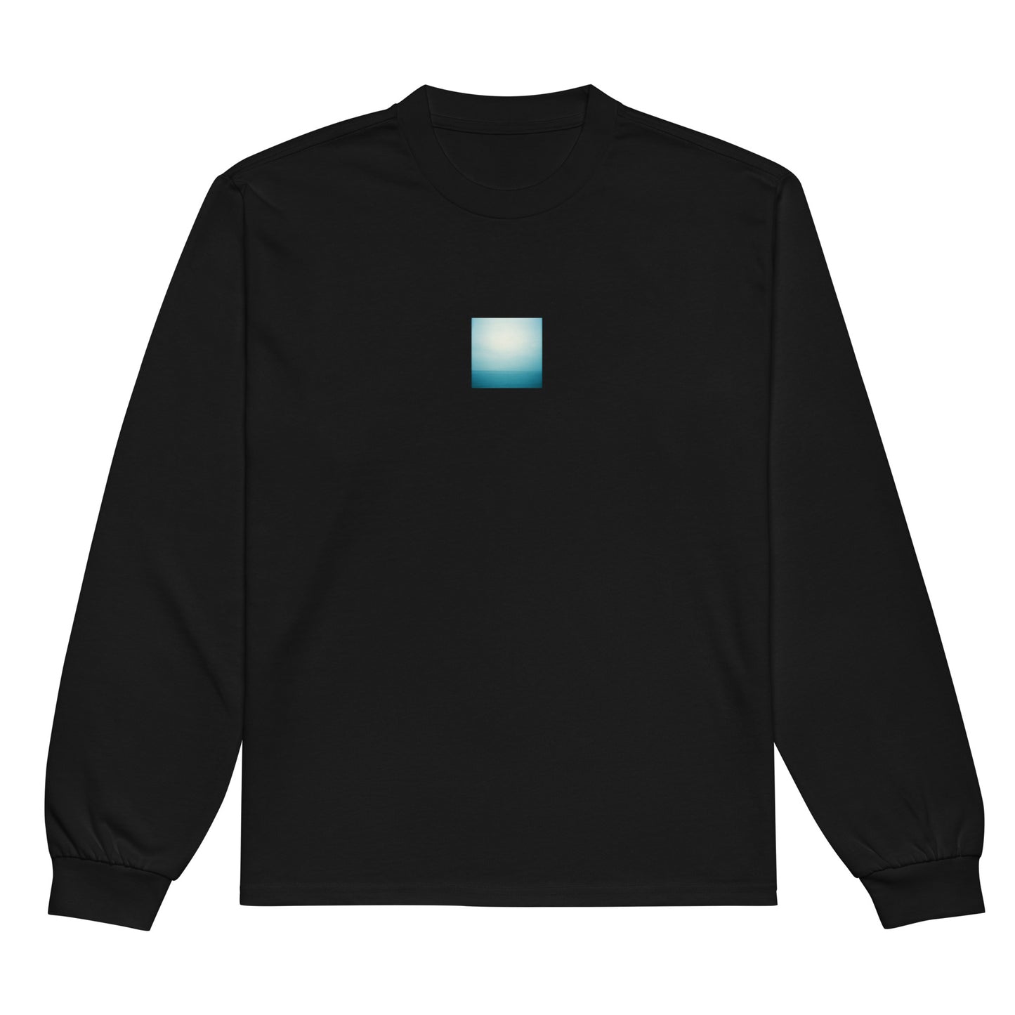 Minimalist streetwear style premium heavyweight long sleeve shirt in black featuring the 'Ocean Horizon' photo art on the front. / モードストリート系プレミアム・ヘビーウェイト長袖Tシャツ（ブラック）フロントに「海の水平線」のフォトアートを配したデザイン。