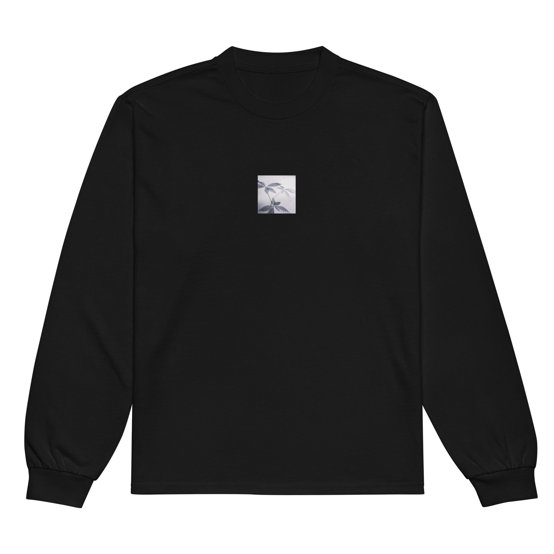Minimalist streetwear style premium heavyweight long sleeve shirt in black featuring the 'Botanical (B&W)' photo art on the front. / モードストリート系プレミアム・ヘビーウェイト長袖Tシャツ（ブラック）フロントに「ボタニカル (モノクロ)」のフォトアートを配したデザイン。