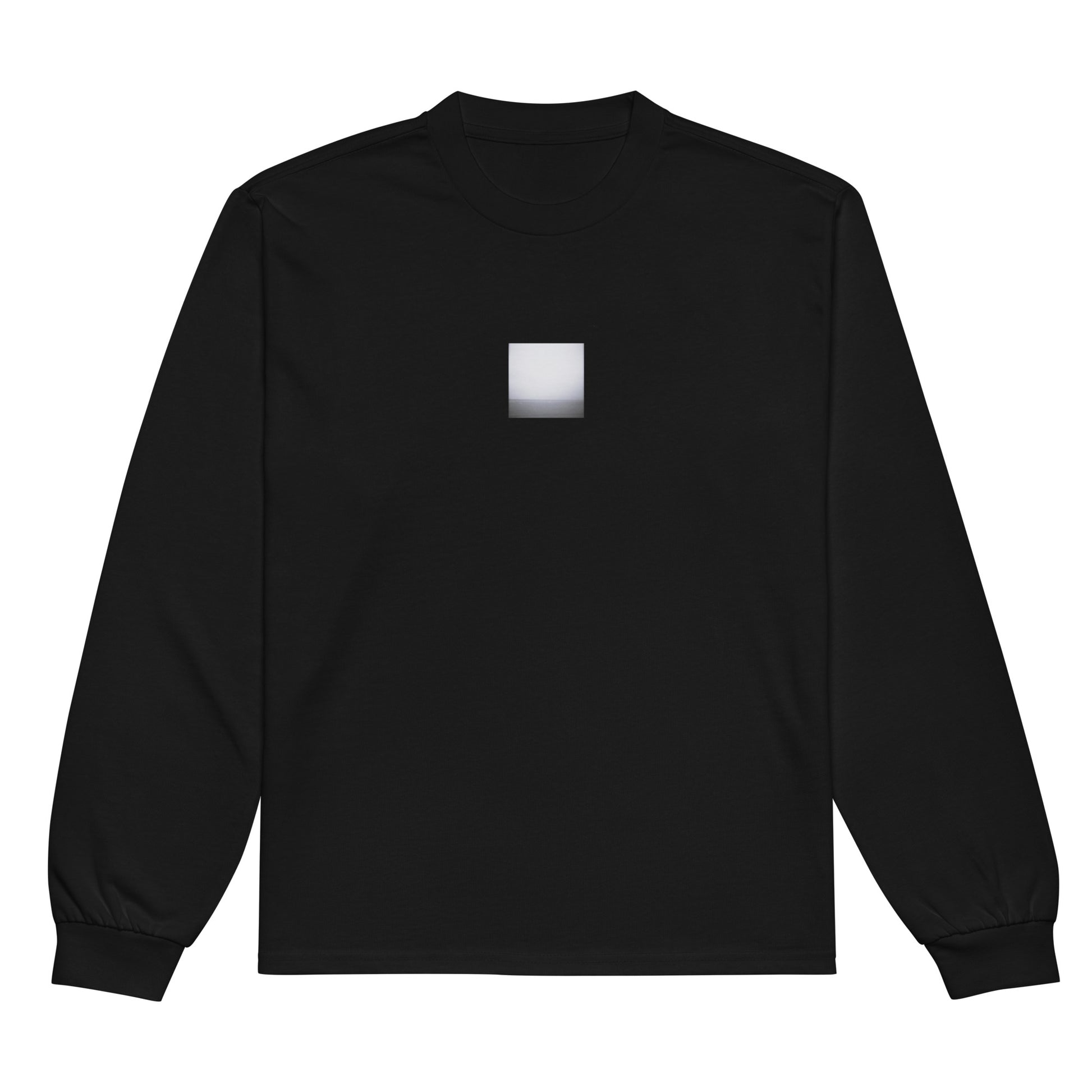 Minimalist streetwear style premium heavyweight long sleeve shirt in black featuring the 'Ocean Horizon (B&W)' photo art on the front. / モードストリート系プレミアム・ヘビーウェイト長袖Tシャツ（ブラック）フロントに「オーシャンホライズン (モノクロ)」のフォトアートを配したデザイン。
