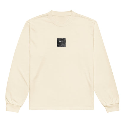 【Ecru】
Minimalist mode style premium heavyweight ecru-colored long sleeve t-shirt with a 'Camellia Flower' black and white photo print on the front / モードストリート系プレミアムヘビーウェイト長袖シャツ（エクリュ）、フロントに「カメリア（椿）」のモノクロ写真プリント（ロンT）