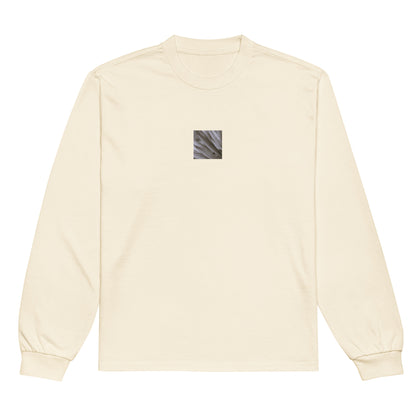 Minimalist mode style unisex premium heavyweight ecru long sleeve shirt with a 'Yucca Plant' black and white photo print / モードストリート系ユニセックス・プレミアム・ヘビーウェイト長袖Tシャツ（エクリュ）、フロントに「Yucca Plant（ユッカの植物）」のモノクロ写真プリント（長袖Tシャツ）