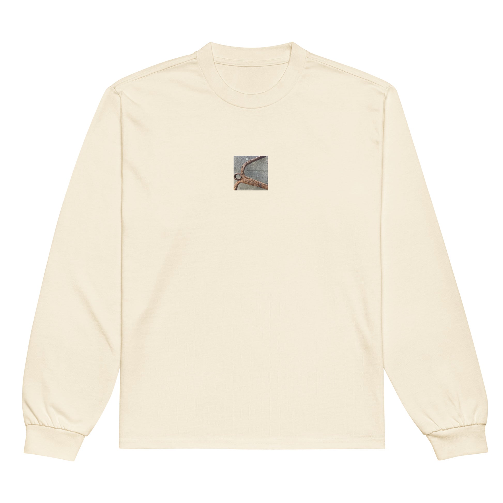 Minimalist streetwear style premium heavyweight long sleeve shirt in ecru featuring the 'Anchor' photo art on the front. / モードストリート系プレミアム・ヘビーウェイト長袖Tシャツ（エクリュ）フロントに「アンカー（錨）」のフォトアートを配したデザイン。