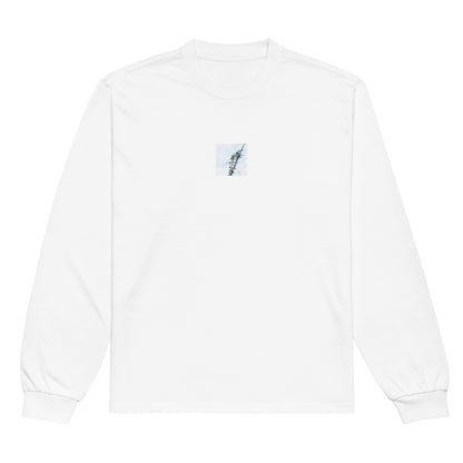 Minimalist mode style unisex premium heavyweight white long sleeve shirt with a 'Vines Entangled on a Utility Pole' photo print / モードストリート系ユニセックス・プレミアムヘビーウェイト長袖Tシャツ（ホワイト）、フロントに「電柱に絡まるツル」の写真プリント（長袖Tシャツ）
