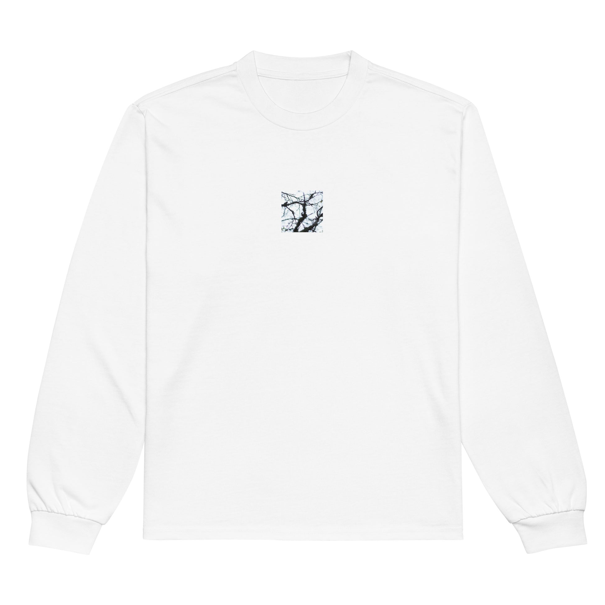 Minimalist mode style unisex premium heavyweight white long sleeve shirt with a 'Bare Tree' art print / モードストリート系ユニセックス・プレミアム・ヘビーウェイト長袖Tシャツ（ホワイト）、フロントに「Bare Tree（枯れ木）」のアートプリント（長袖Tシャツ）