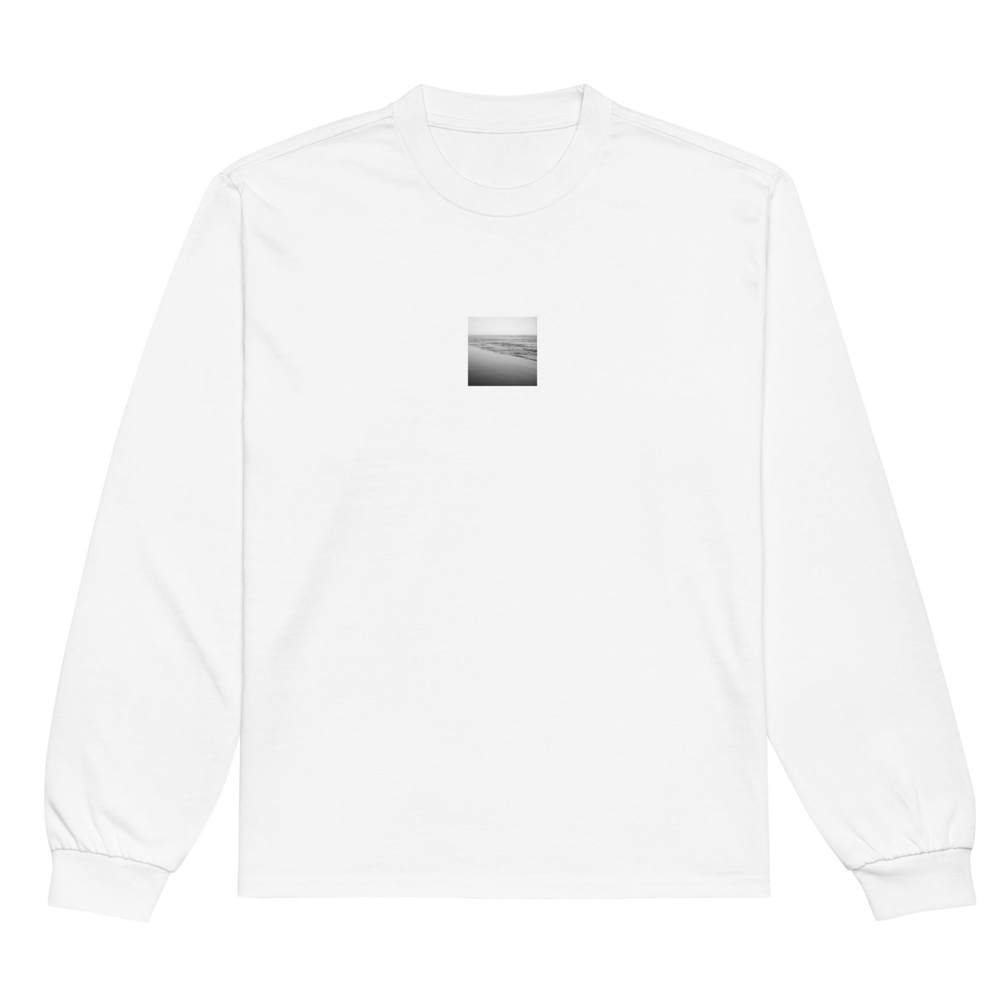 Minimalist streetwear style unisex premium long sleeve shirt in white with 'Ocean Beach (B&W)' photo art print. / フロントに「オーシャン・ビーチ（モノクロ）」のフォトアートプリントを配した、モードストリート系プレミアム長袖Tシャツ（ホワイト）。