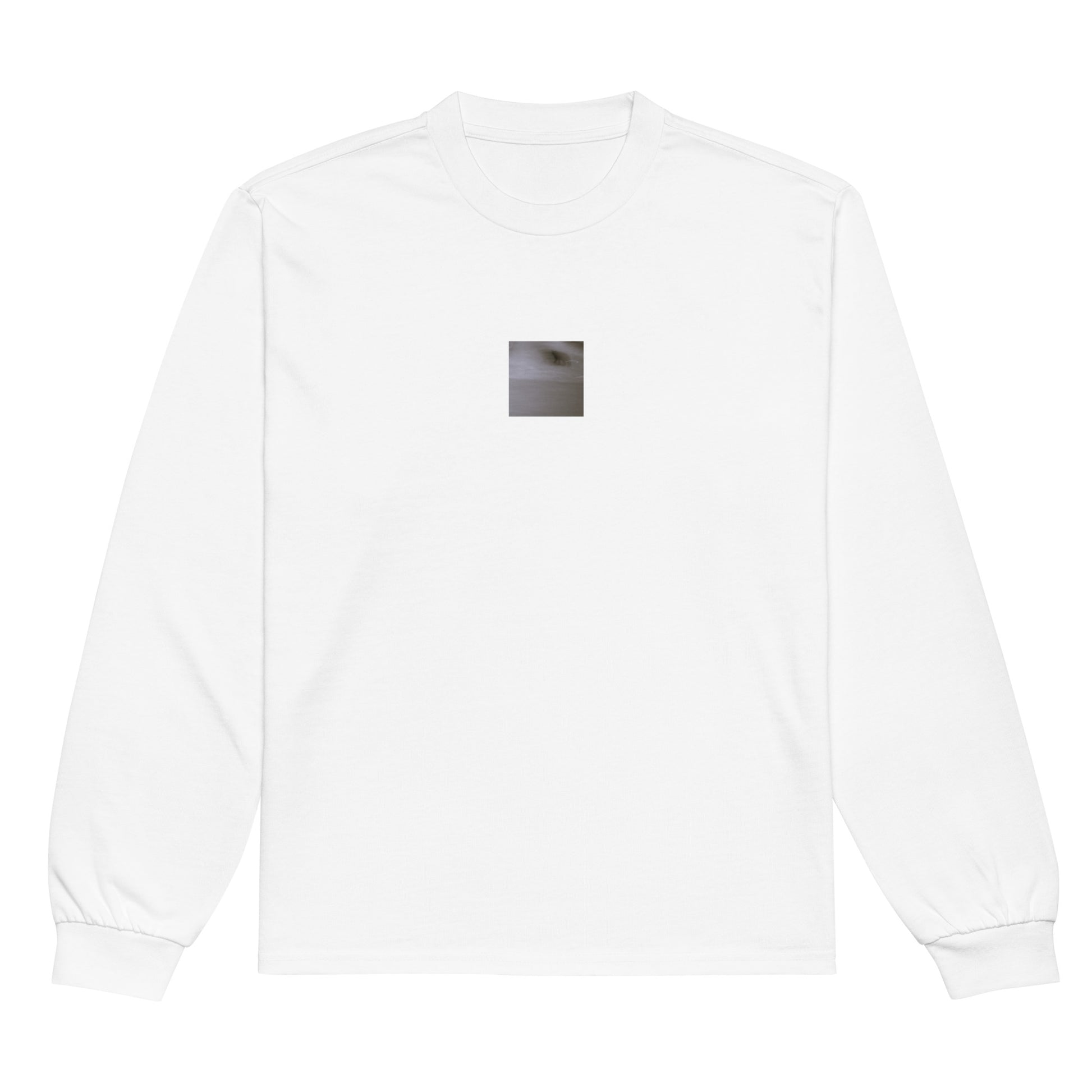 Minimalist streetwear style premium heavyweight long sleeve shirt in white featuring the 'Cat (B&W)' photo art on the front. / モードストリート系プレミアム・ヘビーウェイト長袖Tシャツ（ホワイト）フロントに「猫（モノクロ）」のフォトアートを配したデザイン。
