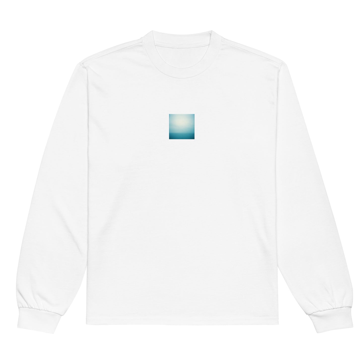Minimalist streetwear style premium heavyweight long sleeve shirt in white featuring the 'Ocean Horizon' photo art on the front. / モードストリート系プレミアム・ヘビーウェイト長袖Tシャツ（ホワイト）フロントに「海の水平線」のフォトアートを配したデザイン。
