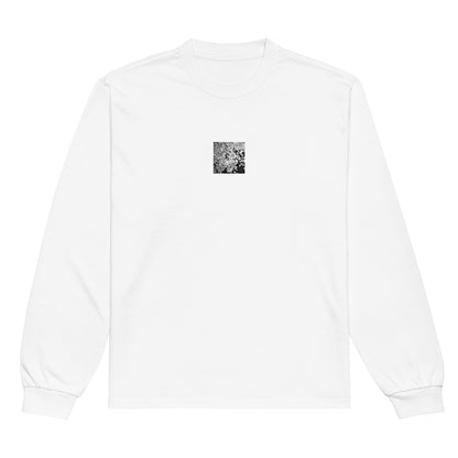 Minimalist streetwear style premium heavyweight long sleeve shirt in white featuring the 'Ginkgo Biloba (B&W)' photo art on the front. / モードストリート系プレミアム・ヘビーウェイト長袖Tシャツ（ホワイト）フロントに「イチョウ (モノクロ)」のフォトアートを配したデザイン。