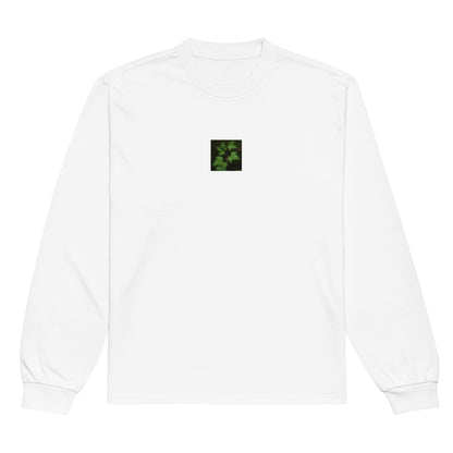 Minimalist streetwear style premium heavyweight long sleeve shirt in white featuring the 'ivy' photo art on the front. / モードストリート系プレミアム・ヘビーウェイト長袖Tシャツ（ホワイト）フロントに「アイビー」のフォトアートを配したデザイン。