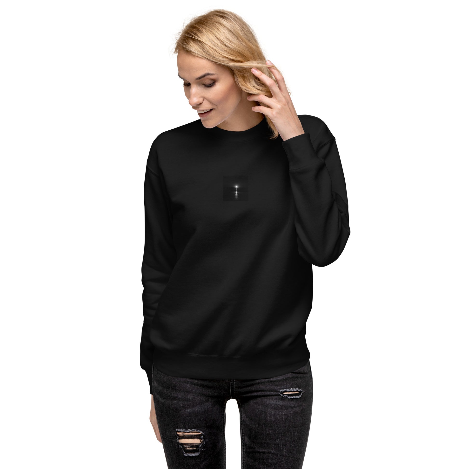Minimalist streetwear style premium sweatshirt in black, featuring the 'Ocean Sunbeams (B&W)' photograph. / 「Ocean Sunbeams (B&W)」プレミアムスウェット（ブラック）：海面の光をモノクロで捉えた、モダンなモードストリート系アイテム。